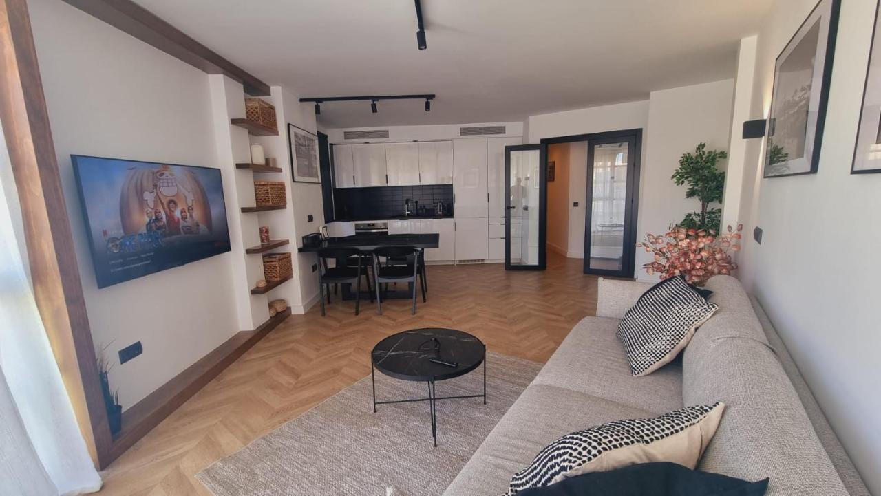 Luxe Appartement In Het Centrum Van Malaga Met Gratis Parkeerplek! Exterior photo