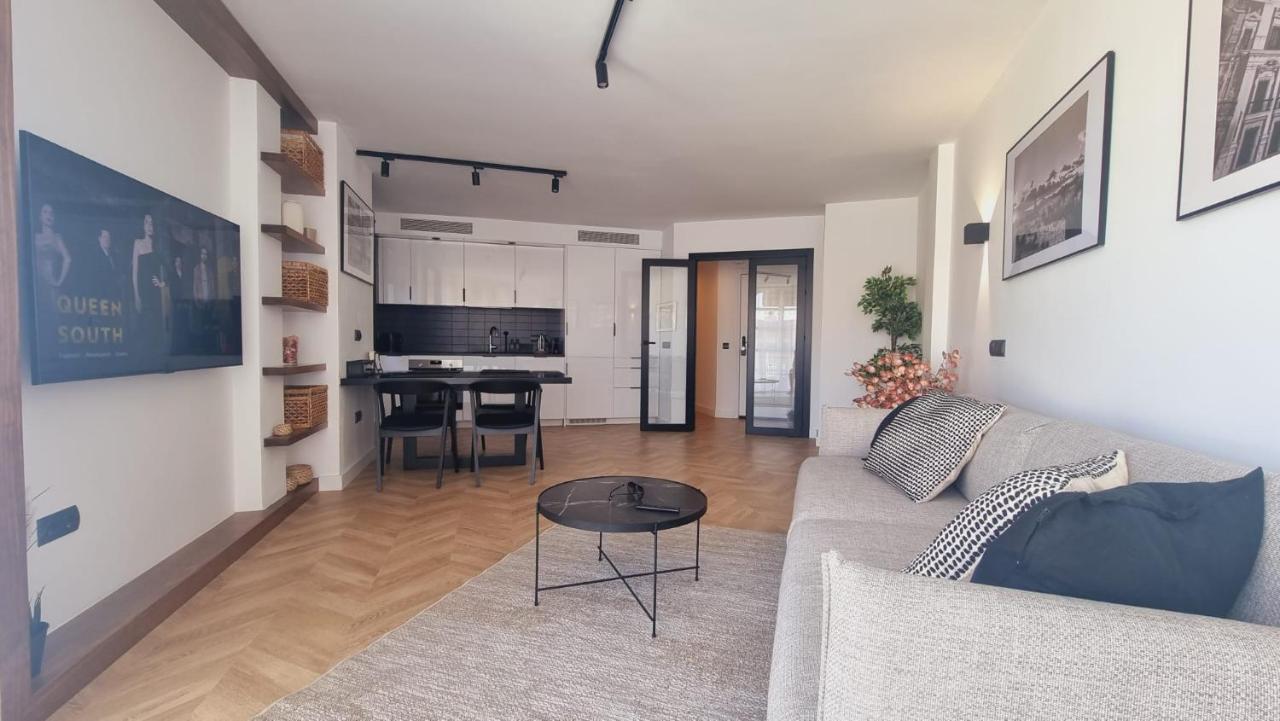 Luxe Appartement In Het Centrum Van Malaga Met Gratis Parkeerplek! Exterior photo